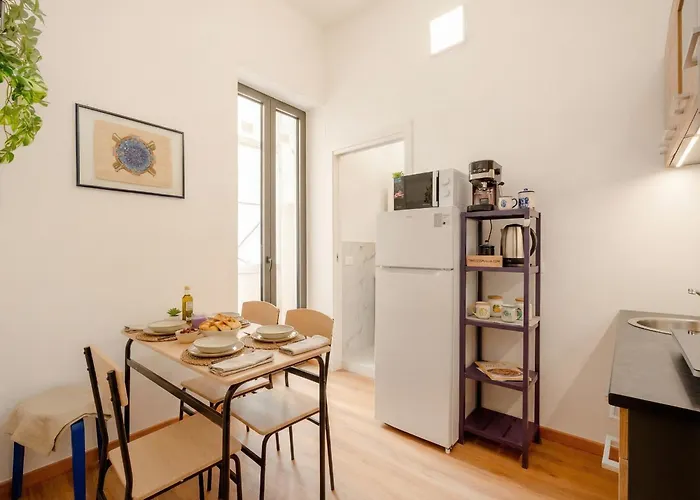Apartahotel Blu Mediterraneo 2 Bedrooms & 2 Bathrooms Bari